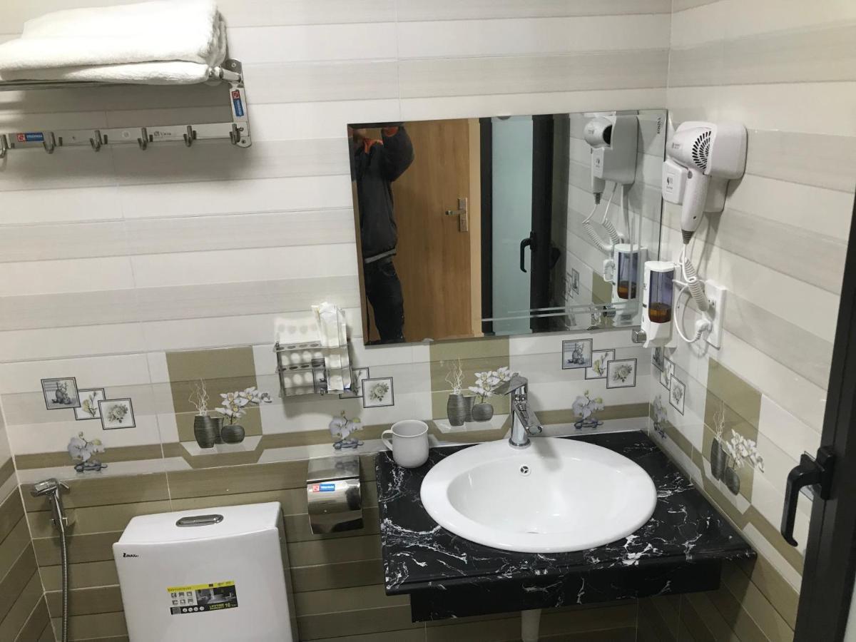 Anh Nhu Hotel Chan Chau Екстериор снимка